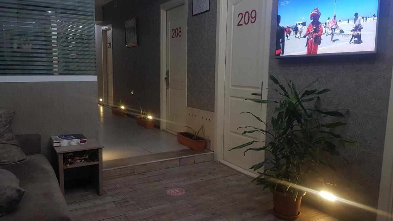 Nizami Street Hotel Баку Экстерьер фото
