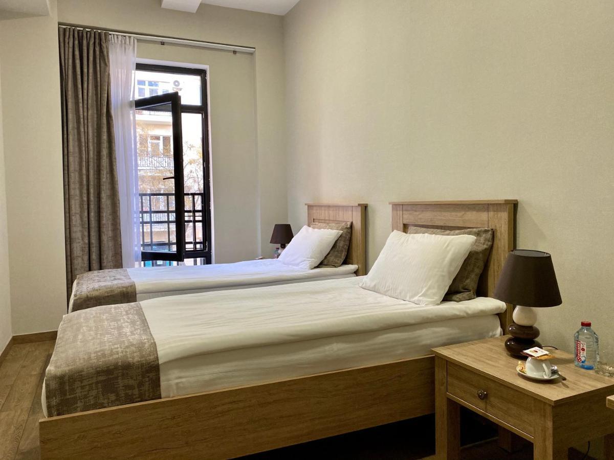 Nizami Street Hotel Баку Экстерьер фото