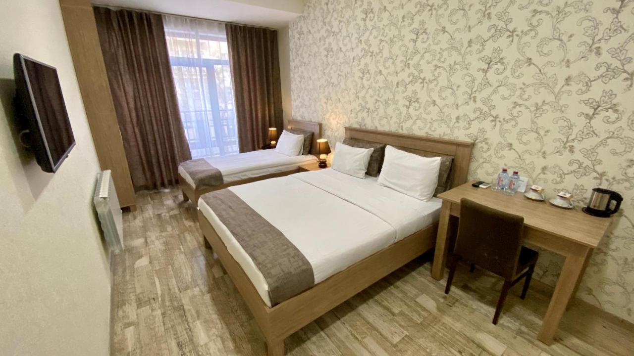 Nizami Street Hotel Баку Экстерьер фото