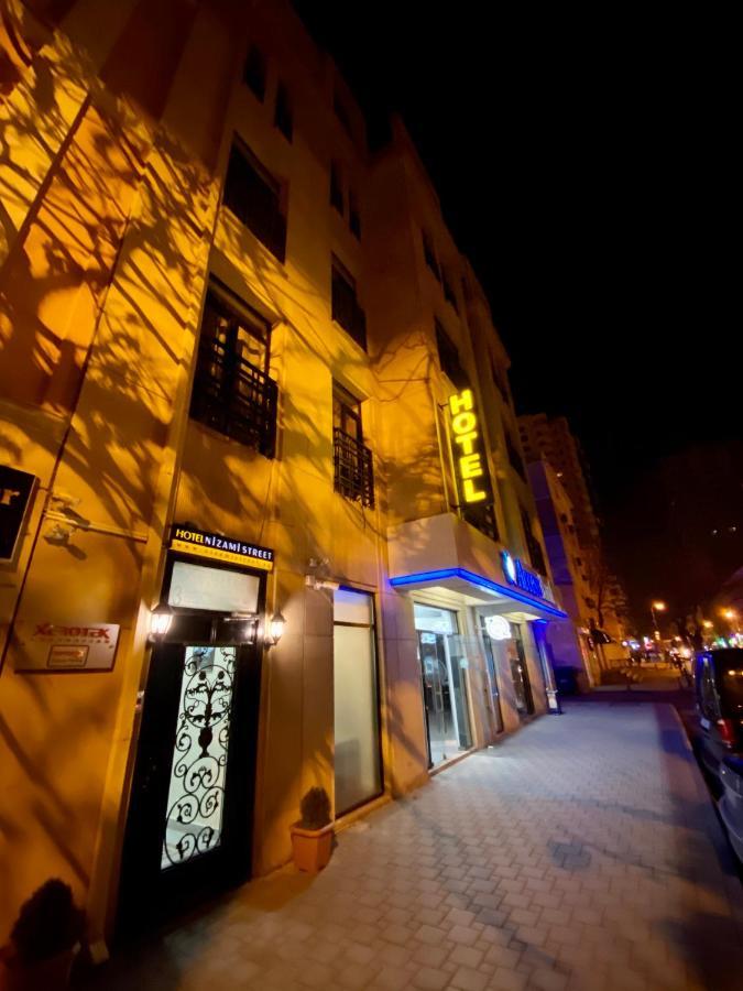 Nizami Street Hotel Баку Экстерьер фото